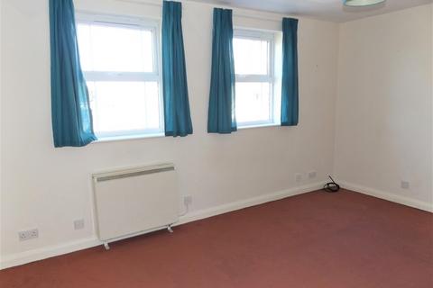 2 bedroom flat to rent, Littleworth Road, Cannock WS12