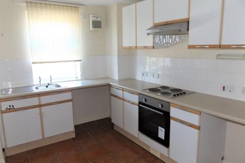 2 bedroom flat to rent, Littleworth Road, Cannock WS12