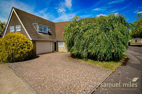 3 Broadacres, Broad Town, Swindon, SN4 7RP