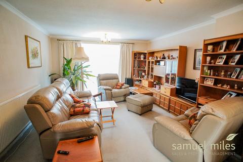 3 Broadacres, Broad Town, Swindon, SN4 7RP