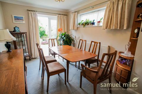 3 Broadacres, Broad Town, Swindon, SN4 7RP