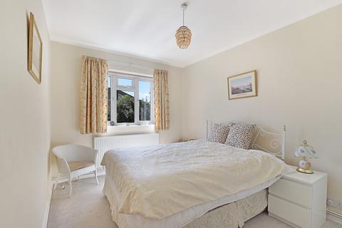 9 Rahn Road, Epping, CM16 4JB