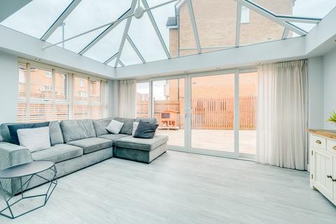 8 Weavers Way, Scholes, Cleckheaton, BD19 6AN
