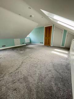 3 bedroom apartment to rent, Three Bedroom Maisonette Flat - Northbourne £1550.00 pcm