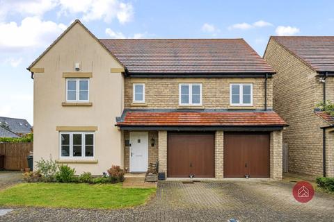 6 bedroom detached house for sale, Kempton Close, Bicester OX26
