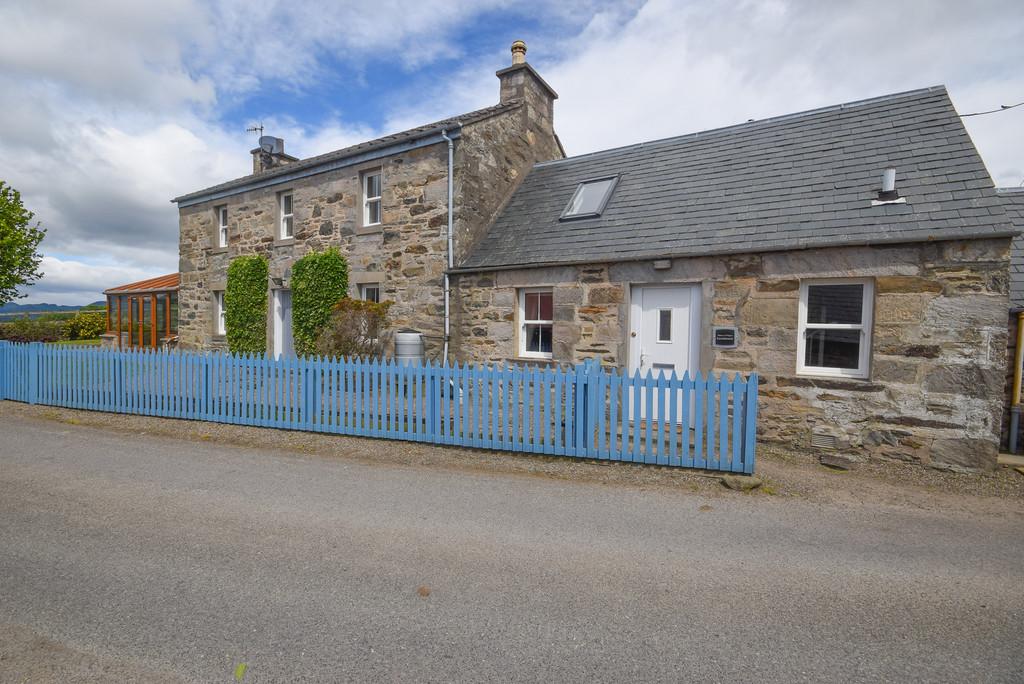 Milton of Pitgur Farmhouse, Ballinluig 3 bed detached house for sale