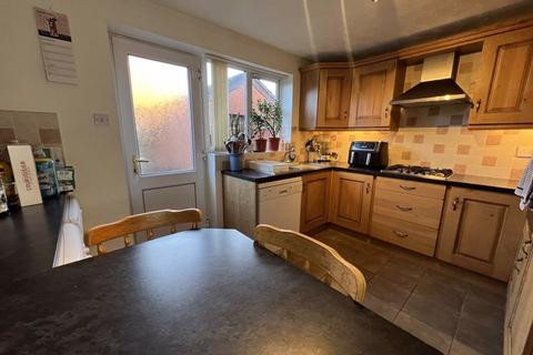 4 bedroom detached house for sale, Saltwells Drive, Shropshire TF2