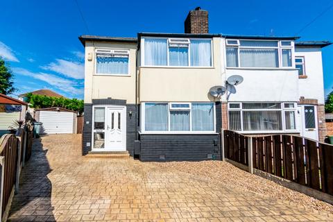 3 bedroom semi-detached house for sale, Southleigh Gardens, Leeds