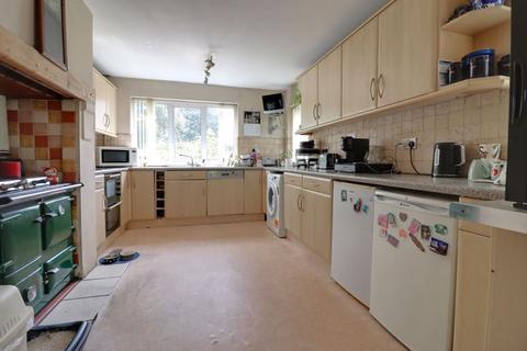 3 bedroom end of terrace house for sale, Tixall Road, Stafford ST18