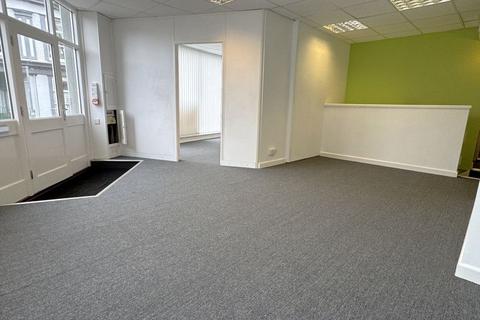 Office to rent, Torquay TQ1