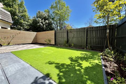 Flat 1, Holmdene, 11 Wimborne Road, Bournemouth, BH2 6LY