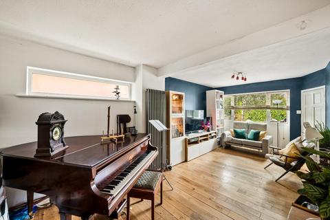 4 bedroom end of terrace house for sale, Shakespeare Road, Hanwell, London, W7 1LX