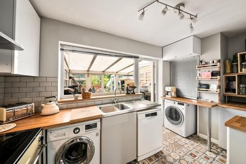 4 bedroom end of terrace house for sale, Shakespeare Road, Hanwell, London, W7 1LX