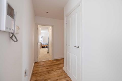 2 bedroom flat for sale, Chadwick Road, Langley, SL3 7FU