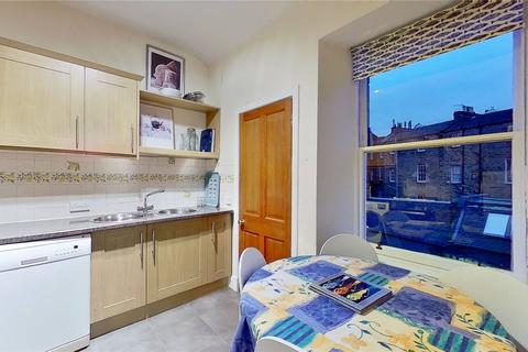 2 bedroom flat to rent, William Street, Edinburgh, EH3