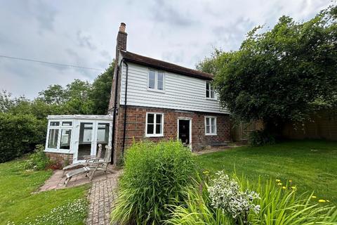 2 bedroom detached house for sale, North Road, Goudhurst, Kent, TN17 1AS