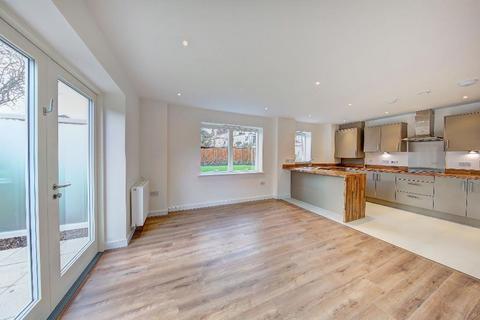 undefined, Kingston Road, Wimbledon Chase, London, SW20 8BU