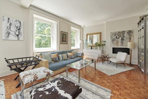 2 bedroom flat to rent, Cadogan Square, Knightsbridge, SW1X