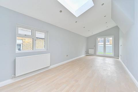 3 bedroom flat to rent, Wood Vale, Forest Hill, London, SE23