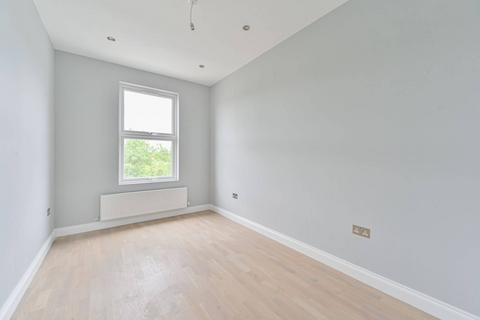 3 bedroom flat to rent, Wood Vale, Forest Hill, London, SE23