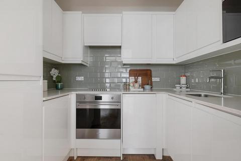 1 bedroom apartment for sale, London W8