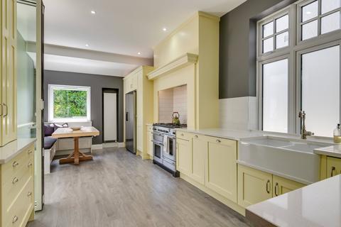 4 bedroom semi-detached house for sale, Finchley Road, London