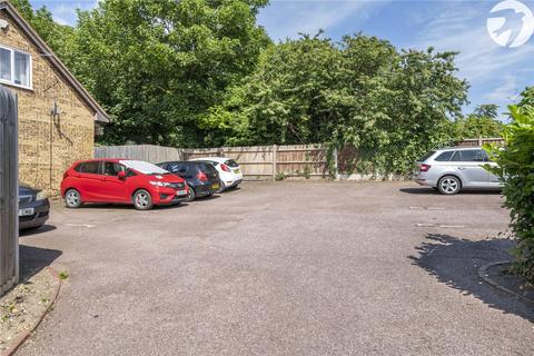144 Knights Manor Way, Dartford, DA1 5SP