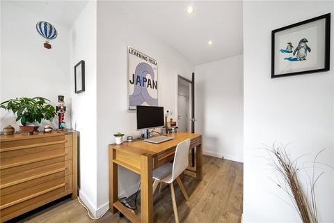 Flat 9, 3 Station Approach, London, SE26 5FD