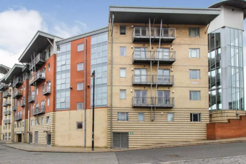 2 bedroom apartment to rent, River View, Low Street, Sunderland
