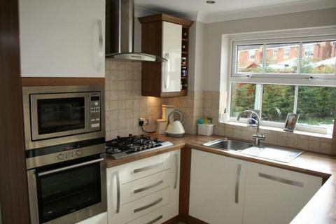 3 bedroom house to rent, Turnstone Way, Stanground, PE2 8SW