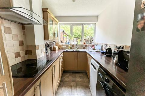 3 bedroom detached house for sale, Favenfield Road, Thirsk