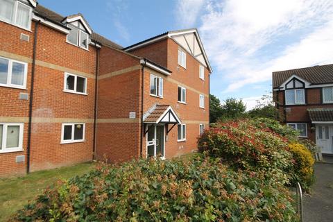 2 bedroom flat for sale, 4, Primrose Close, Wallington