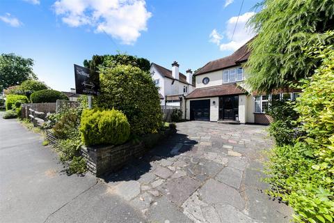 5 bedroom detached house for sale, Tadworth Street, Tadworth