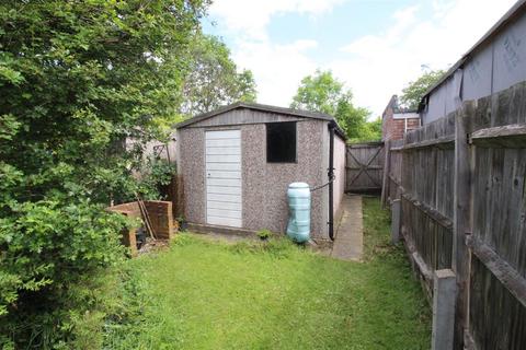 105 Browning Avenue, Worcester Park, KT4 8LD