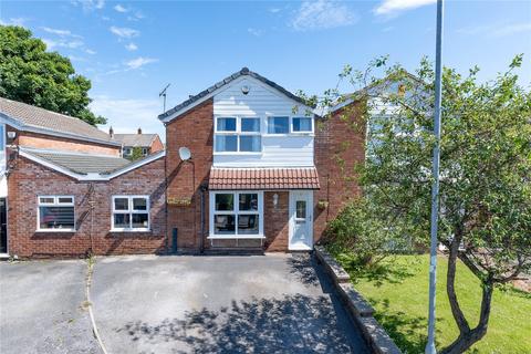 3 bedroom semi-detached house for sale, Dale Park Avenue, Leeds, West Yorkshire