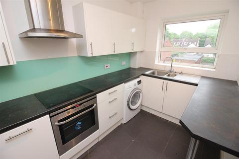 2 bedroom flat for sale, Audley Place, Sutton