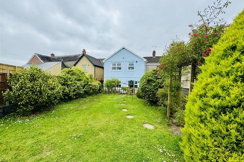 3 bedroom terraced house for sale, Osborne Terrace, St. Clears, Carmarthen