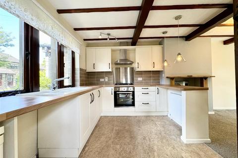 2 bedroom semi-detached house for sale, Sunnybank, Denby Dale, Huddersfield, HD8 8TJ