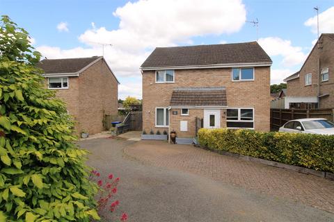 2 bedroom house for sale, Trinity Close, Daventry