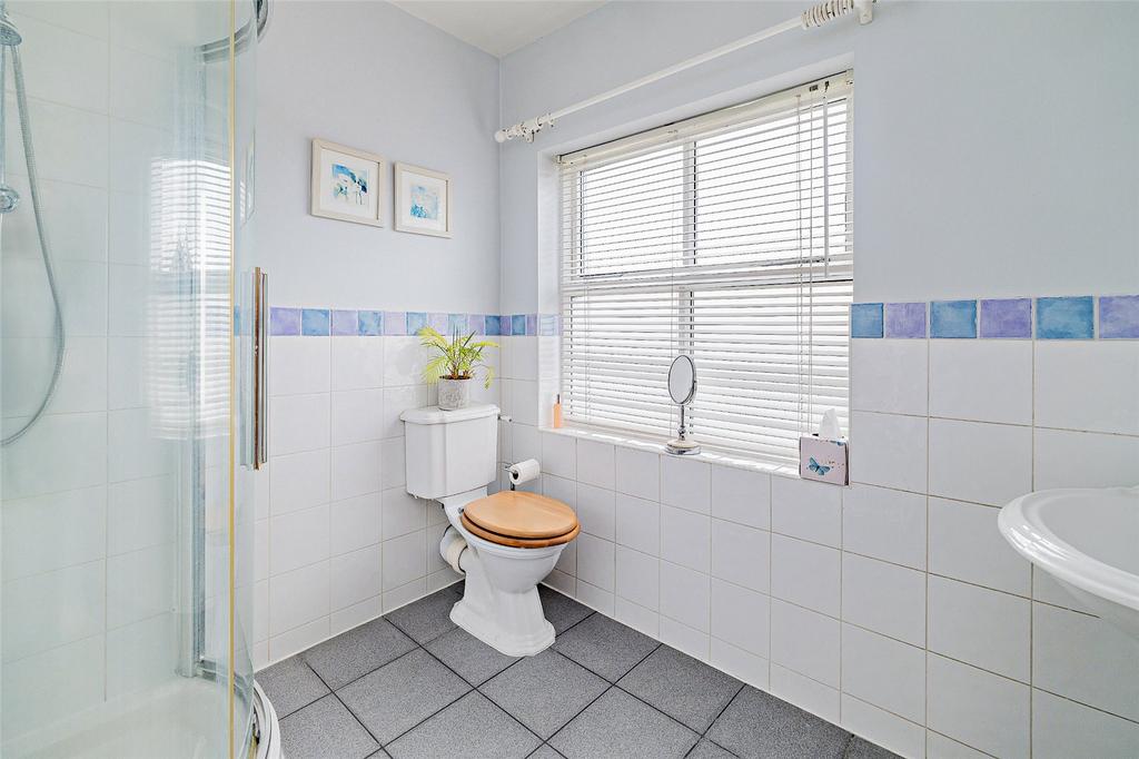 En Suite Shower Room