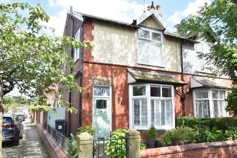 20 Halvard Avenue, Bury, BL9 6PS