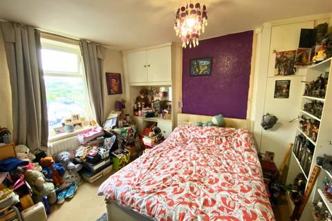 2 bedroom terraced house for sale, Rawling Street, Keighley, BD21 1AU