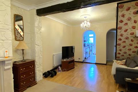 2 bedroom house to rent, Lower Range Road, Gravesend