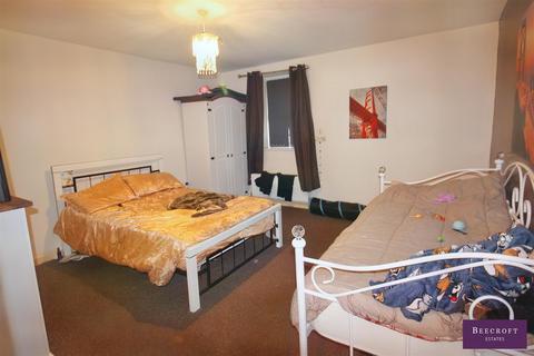 1 bedroom flat for sale, 84, High Street, Thurnscoe, Rotherham