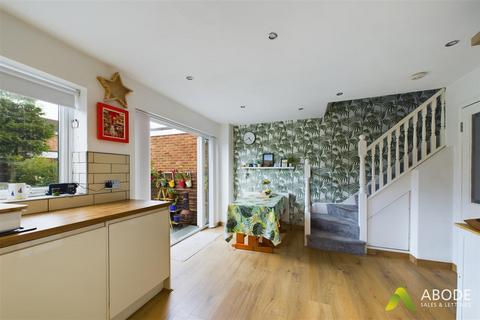 235 Fairham Road, Stretton, Burton-on-trent, DE13 0BU