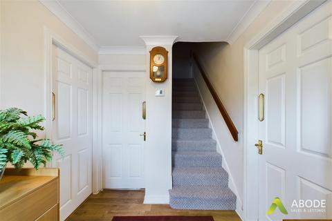 4 bedroom detached house for sale, Orchid Close, Burton-On-Trent DE15