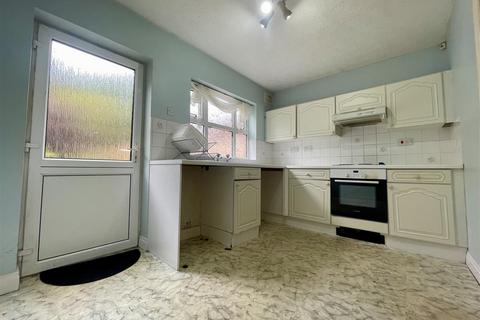 2 bedroom terraced house to rent, Bowling Green Croft, Haxby Road
