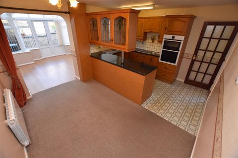 3 bedroom house to rent, Brookfarm Drive, Malvern WR14