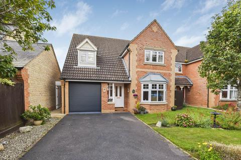 4 bedroom detached house for sale, South Meadow, Ambrosden, Bicester