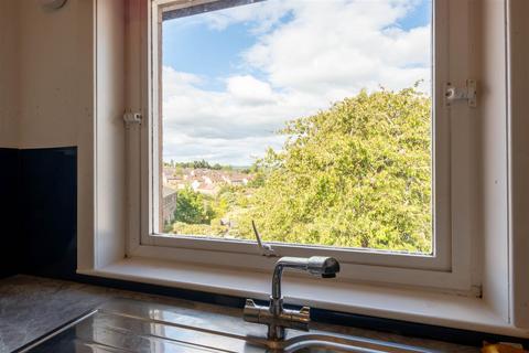 1 bedroom flat for sale, Strathyre Avenue, Perth